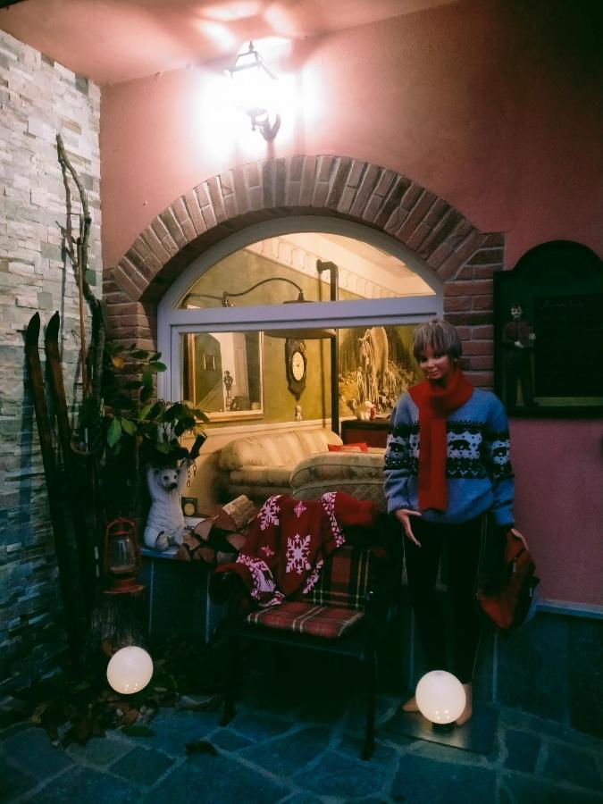 B&B Casa Dell'Orso Lurisia Bagian luar foto
