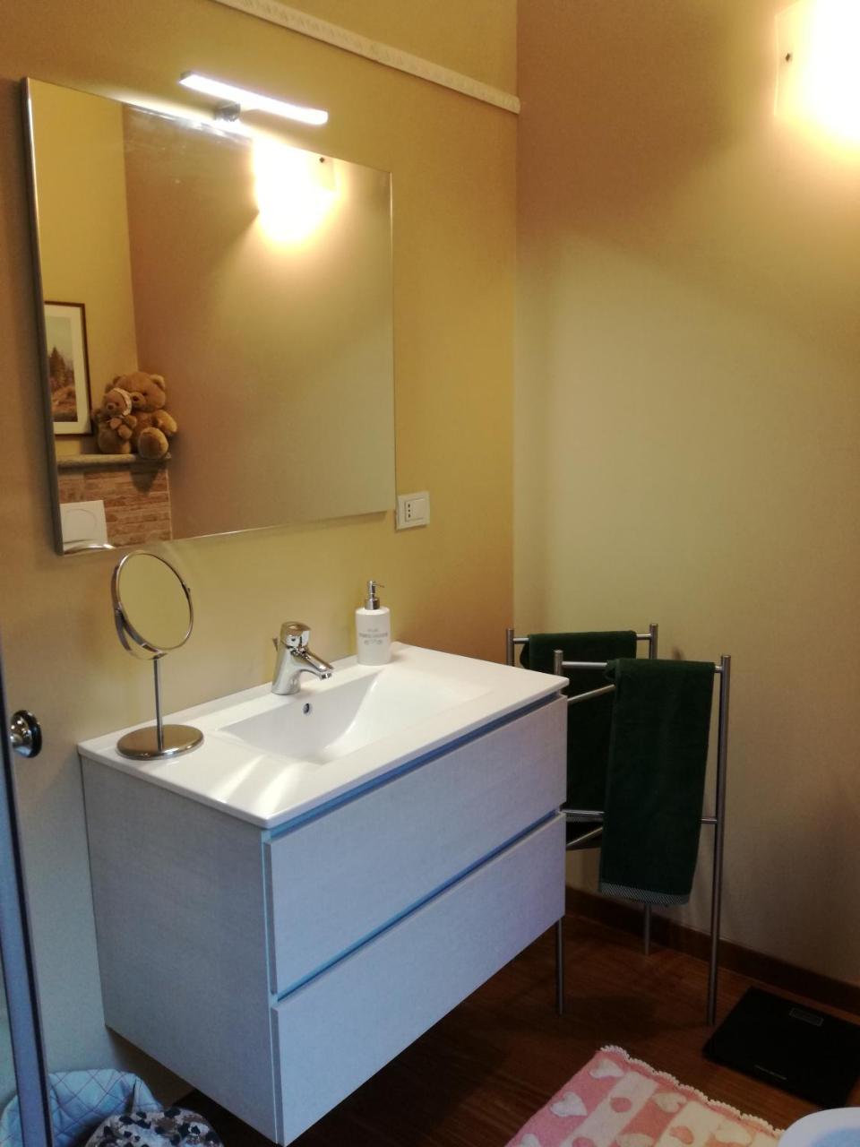 B&B Casa Dell'Orso Lurisia Bagian luar foto