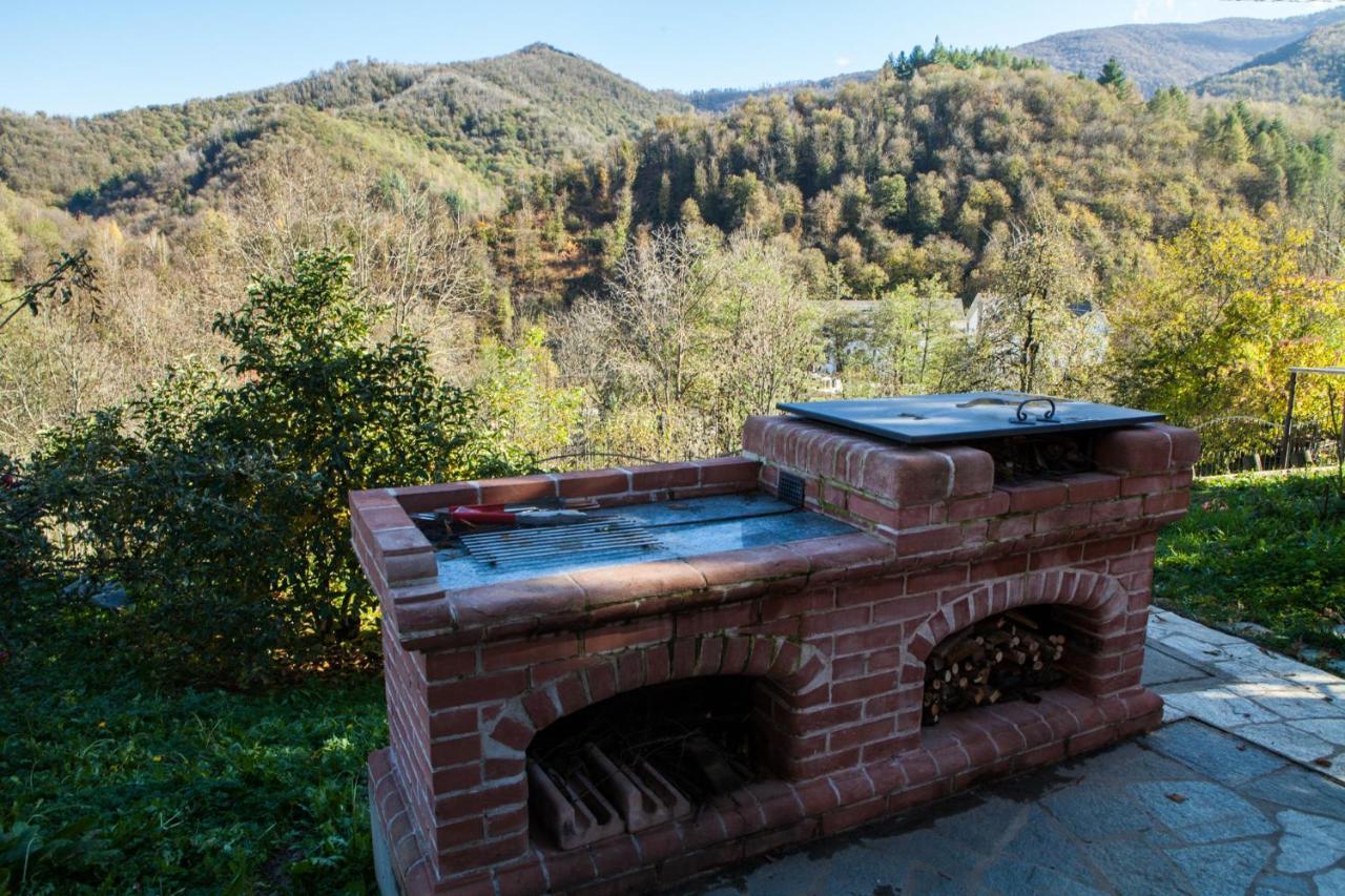 B&B Casa Dell'Orso Lurisia Bagian luar foto